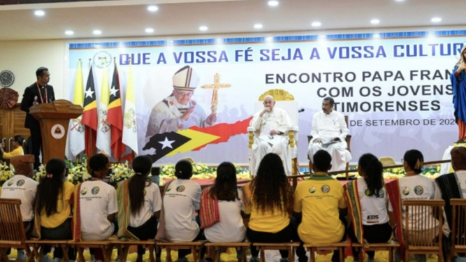El Papa, con los jóvenes