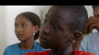 ¿Robar o limpiar botas?: 'Abrazos'… para frenar el trabajo infantil en República Dominicana