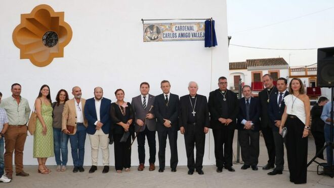 Homenaje en Villaverde del Río a la memoria del cardenal Amigo