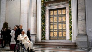 Papa Francisco ante las Puertas Santas