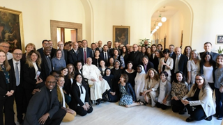 Francisco recibe a los movimientos populares