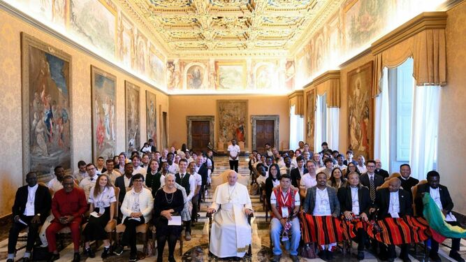 Francisco, con los miembros del movimiento internacional de estudiantes católicos «Pax Romana»