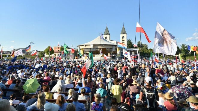 Los fieles en Medjugorje