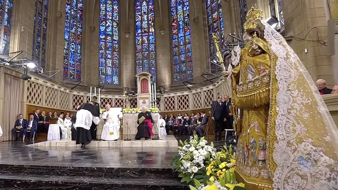 La imagen de la Virgen, en la catedral de Luxemburgo, donde la veneró el Papa