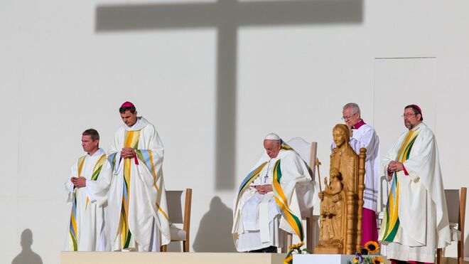 Misa del Papa en Bruselas