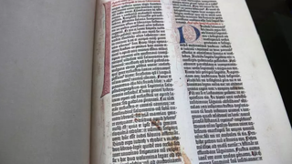 Réplica de la Biblia de Gutenberg