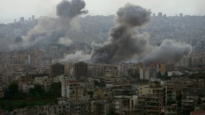 Bombas sobre Beirut