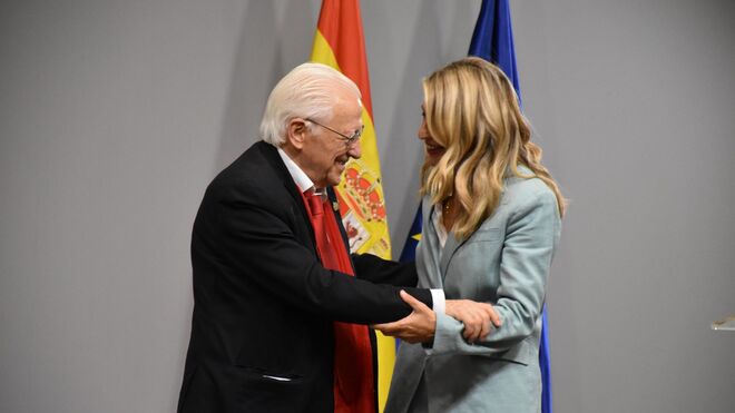 El Padre Ángel, con Yolanda Díaz