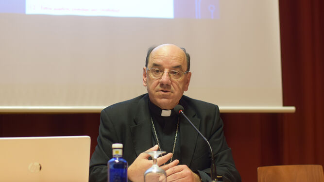 El arzobispo de Pamplona Florencio Roselló