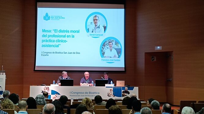 Mesa sobre el distrés moral. I Congreso Bioetica SJD