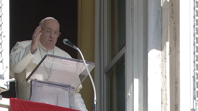 El Papa, en el Angelus