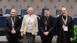 Delegados fraternos con el Cardenal Koch