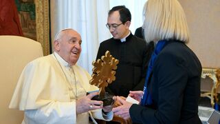 Audiencia a la Asociación de Esquí de Austria