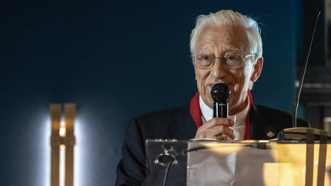 El padre Ángel García