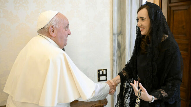 Papa Francisco y Victoria Villarruel