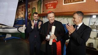 El cardenal Ángel Fernández Artime recibe el título de "Hijo Predilecto de Asturias"