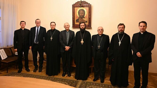 Cardenal Zuppi en Moscú