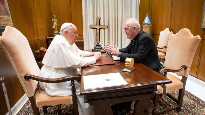 El Papa, con Ángel Pérez Pueyo