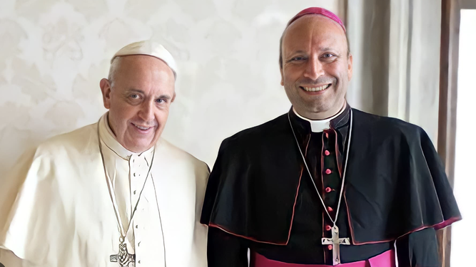 Francisco con el nuncio Coppola