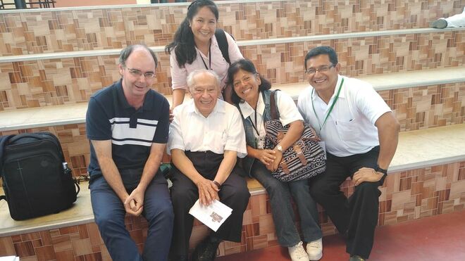 Gustavo Gutiérrez, con Agustín Ortega