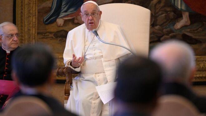 Francisco, a los pasionistas: "La guerra es un desperdicio de humanidad"