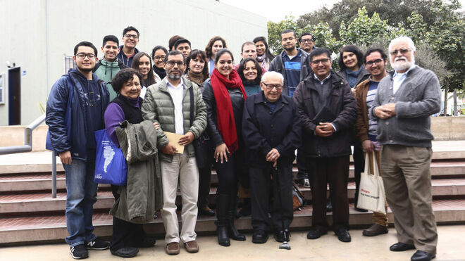 "Beber en el propio y mismo pozo". Con Gustavo Gutiérrez. Profesionales católicos de acá y de allá.