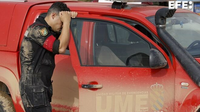 Un miembro de la UME, ante la catástrofe