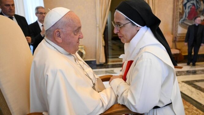 Francisco, con sor Lucía