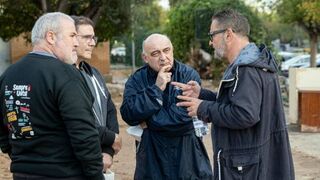 Arzobispo Enrique Benavent visita las parroquias afectadas por la dana