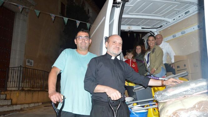 Simó y los voluntarios de Tarragona
