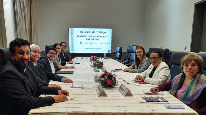 Iglesia se reúne con el gobierno mexicano y le presenta iniciativa Diálogo Nacional por la Paz
