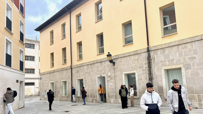 El edificio que ocupa Atalaya