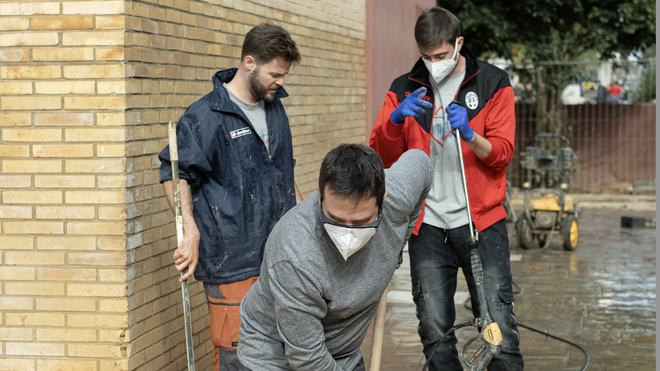 Limpieza de colegios diocesanos en Valencia
