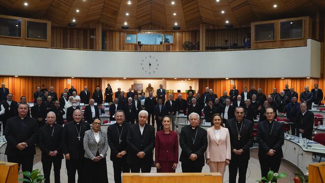 Se reúnen obispos mexicanos con la Presidenta Claudia Sheinbaum