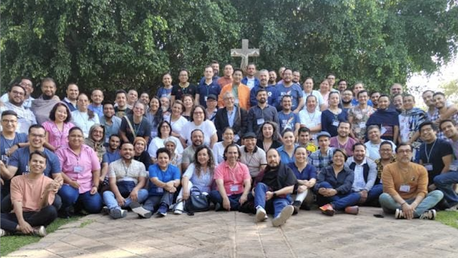 Miembros de la Red Católica Arcoíris de México