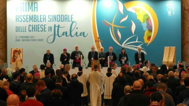 Zuppi preside la asamblea sinodal italiana