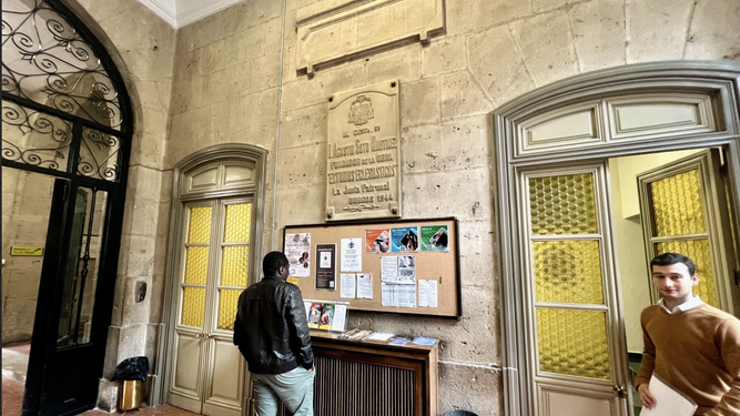 Entrada a la Facultad de Teología de Burgos
