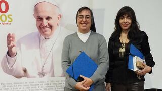 Alessandra Smerilli y Emilce Cuda