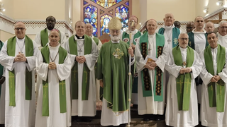 Foto de archivo de los obispos de la Cerna