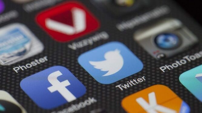 ¿Hay que huir de las redes sociales?