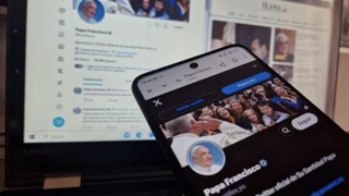 "No debemos huir, sino resistir": influencers católicos defienden su presencia en 'X'