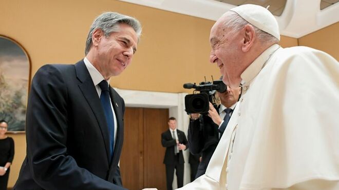 Blinken saludó al Papa Francisco
