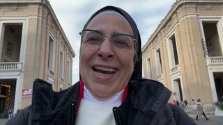 El 'Adviento' de Sor Lucía: "¿No merece la pena también dar nuestra vida por aquellos que están sufriendo?"