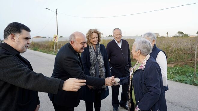 El arzobispo de Valencia acompañó a la Mare de Déu en la visita a Picanya y Torrent, zonas afectadas por la DANA