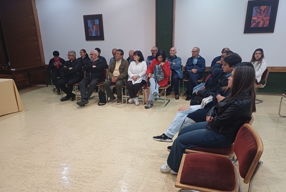 familias de sacerdotes en retiro espiritual