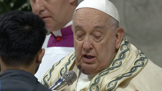 Francisco, al inicio de la eucaristía