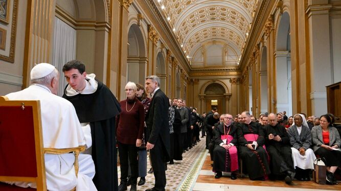 El Papa saluda a los participantes en el Congreso Internacional sobre el Futuro de la Teología