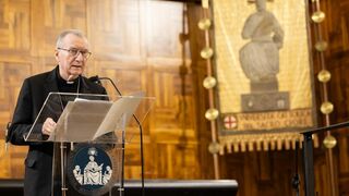 Cardenal Pietro Parolin en la Universidad Católica del Sagrado Corazón de Milán