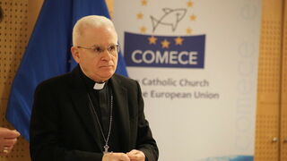 El obispos presidente Marino Crociata