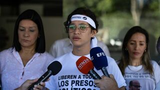 Familias venezolanas piden liberar a los "presos políticos"